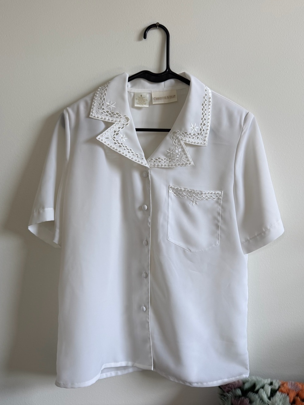VINTAGE CHRISTIE + JILL EMBROIDERED COLLARED BLOUSE